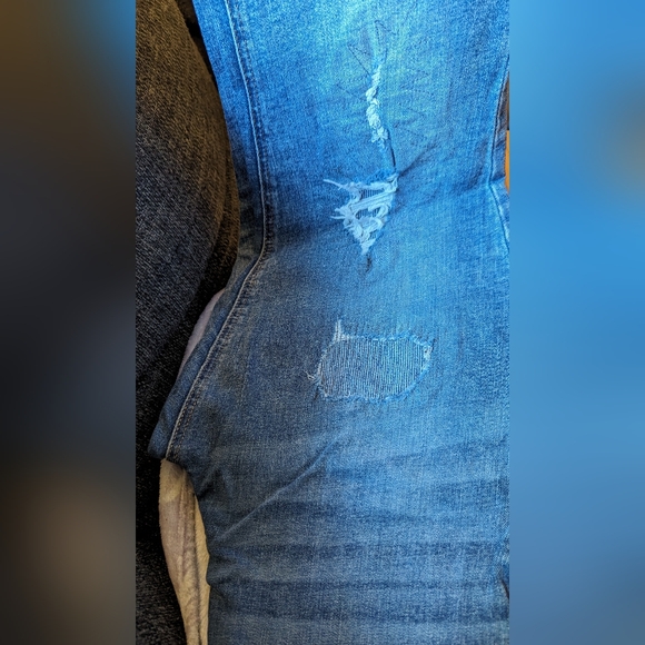 Set of 3 Old Navy Jeans - Picture 3 of 3